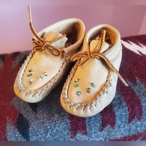 Handcrafted Tan Leather Kids Moccasins, Size 7